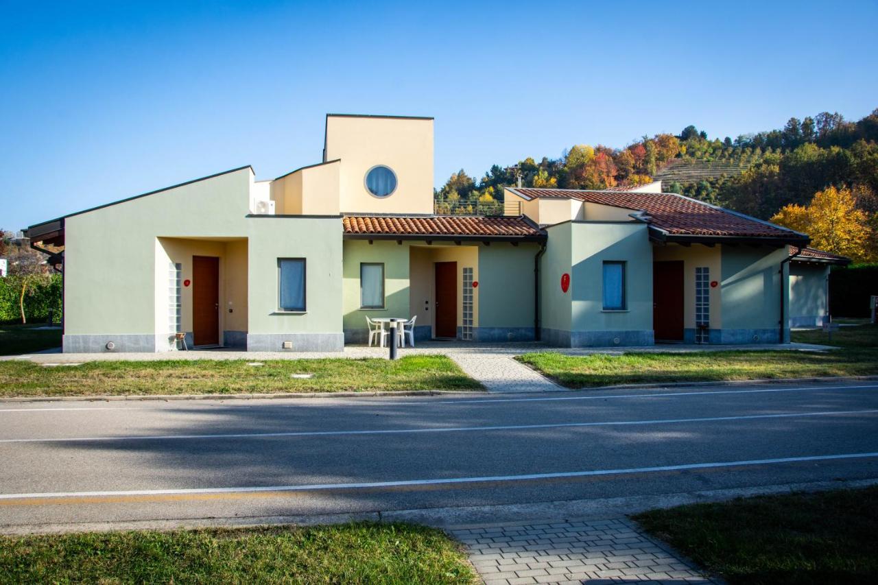 Albavillage Wellness & 3*