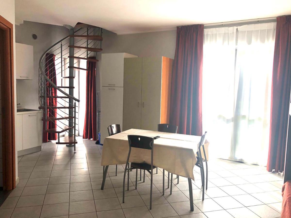 Albavillage Wellness & 3*